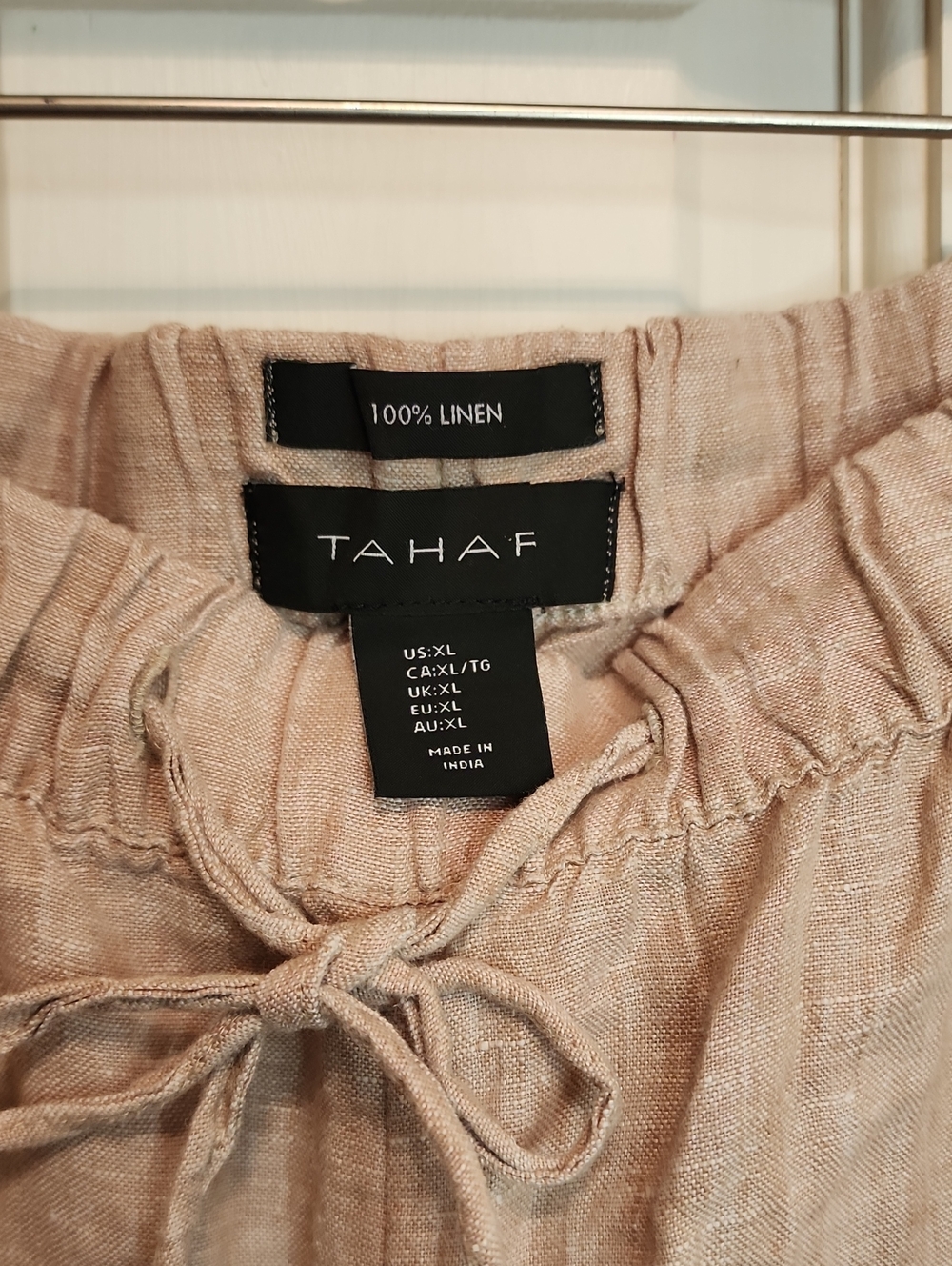 Tahari 100% Linen Drawstring 4 Pockets Shorts - Elastic Waist Light Beige - Picture 2 of 9